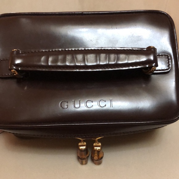 #0128 Gucci Travel Case in Brown Patented Leather w/Bamboo Zipper - Picture 13 of 15